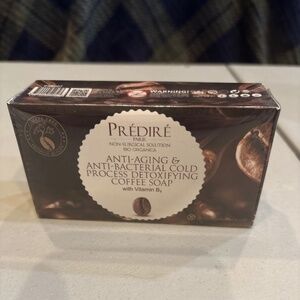 Predire Paris Anti-Aging & Anti-Bacterial Cold Process Detox Coffee Soap